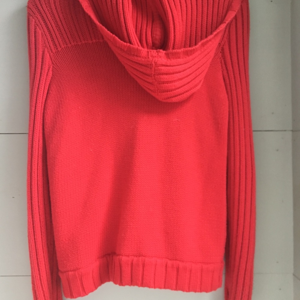 Red toggle sweater - Picture 2 of 2